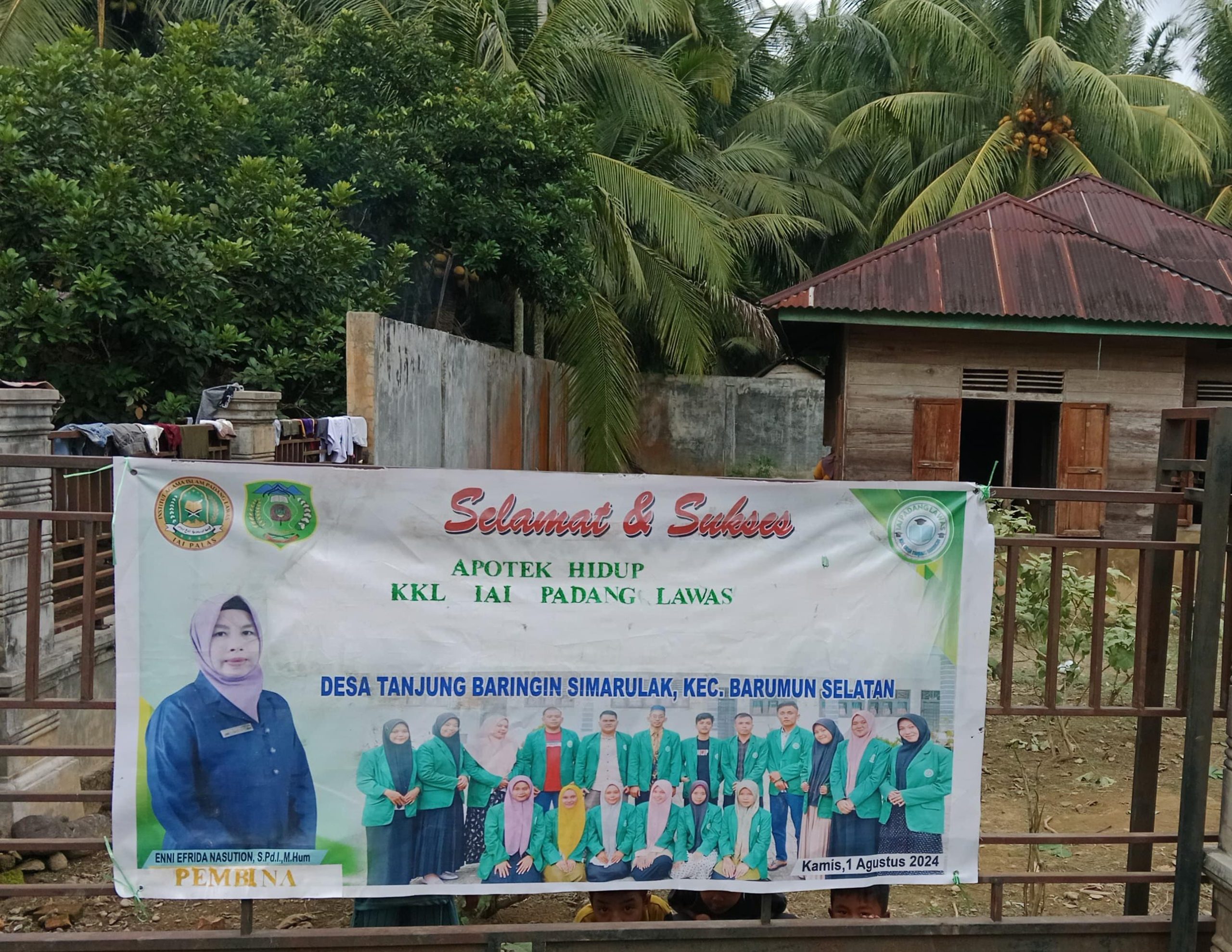 Budayakan Apotek Hidup untuk di jadikan P3K "KKL IAI Palas Desa Tanjung Baringin Simarulak"